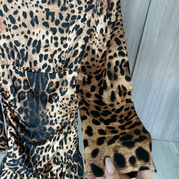 NASTY GAL size 4 leopard mini dress - Picture 2 of 4
